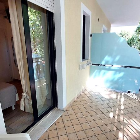 Vinsea Hotel Беллария-Иджеа-Марина Экстерьер фото