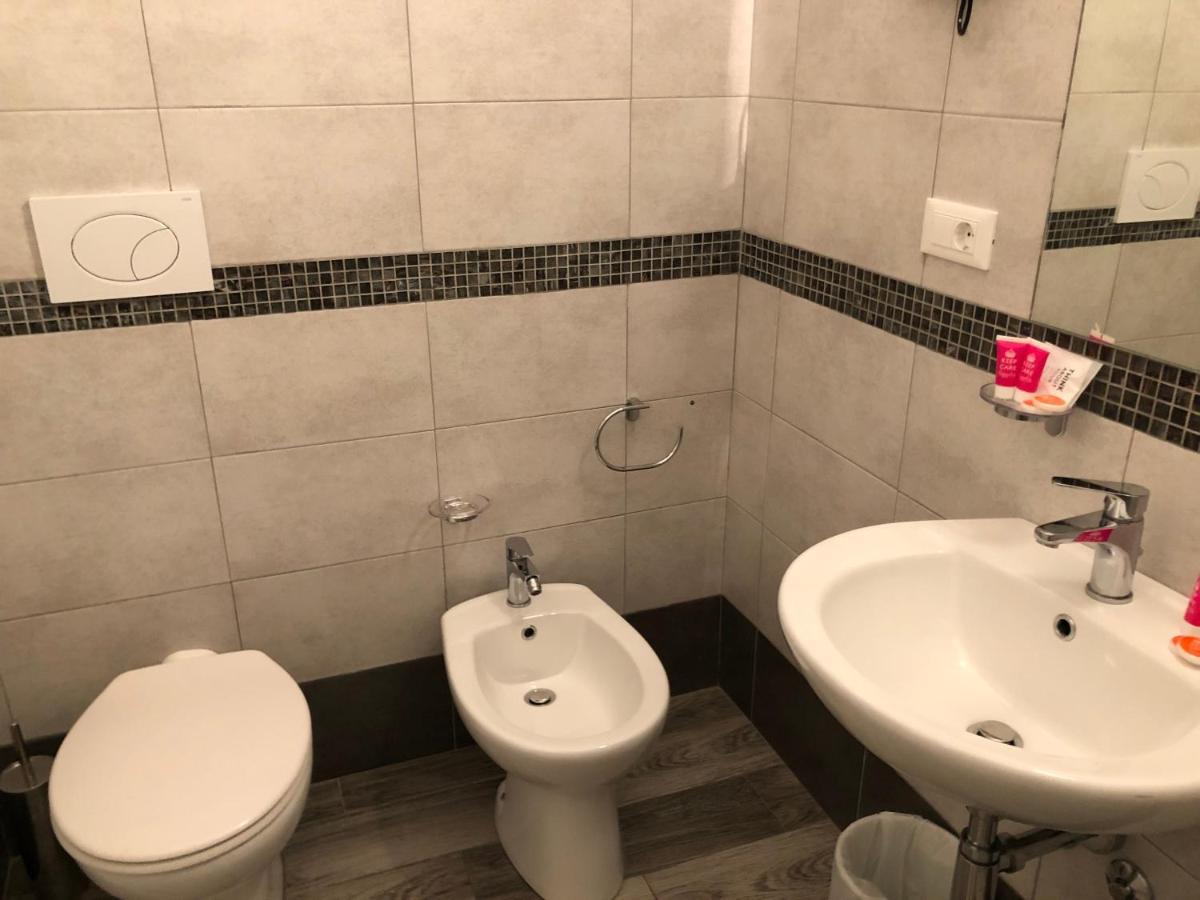 Vinsea Hotel Беллария-Иджеа-Марина Экстерьер фото
