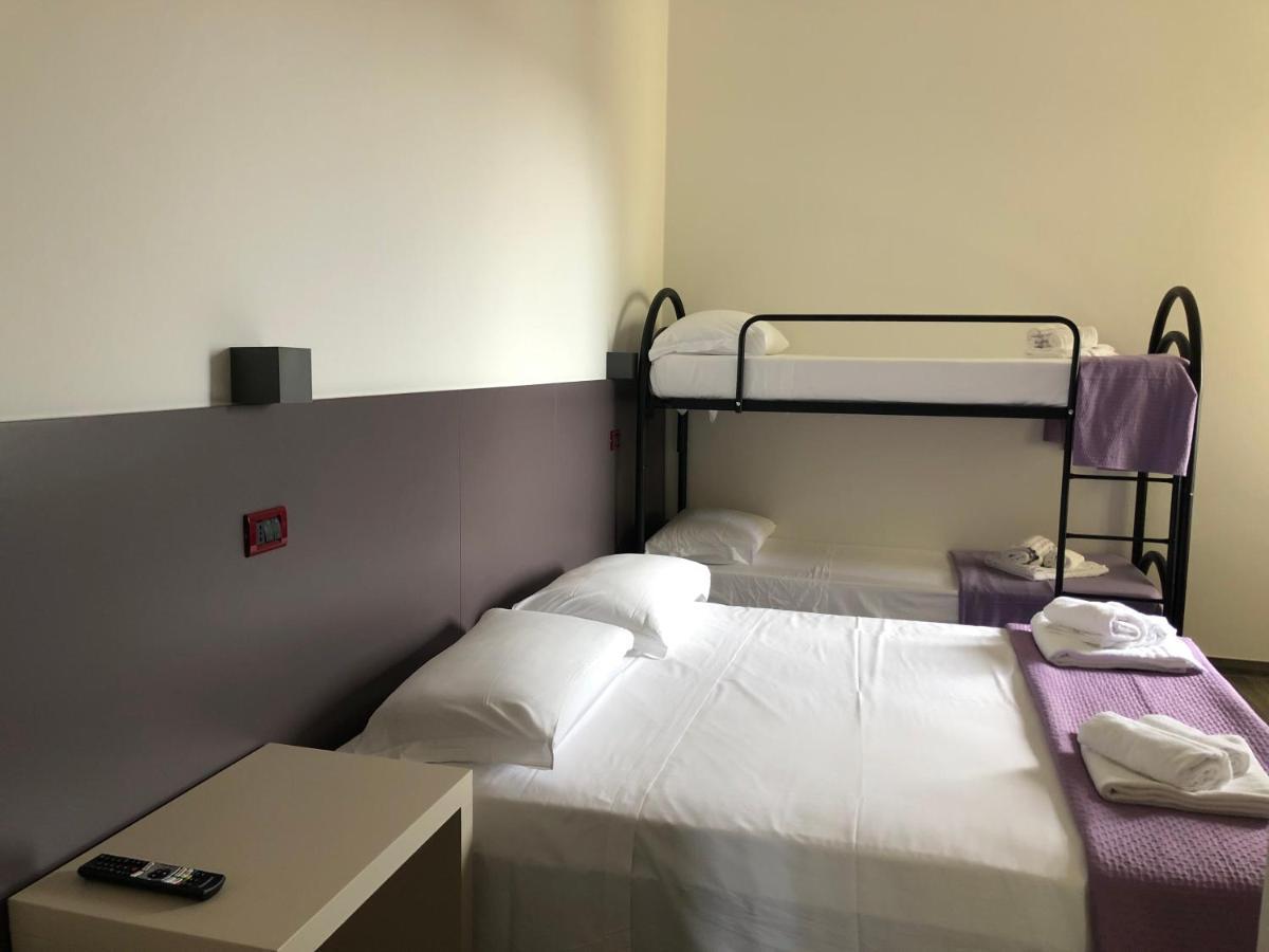Vinsea Hotel Беллария-Иджеа-Марина Экстерьер фото