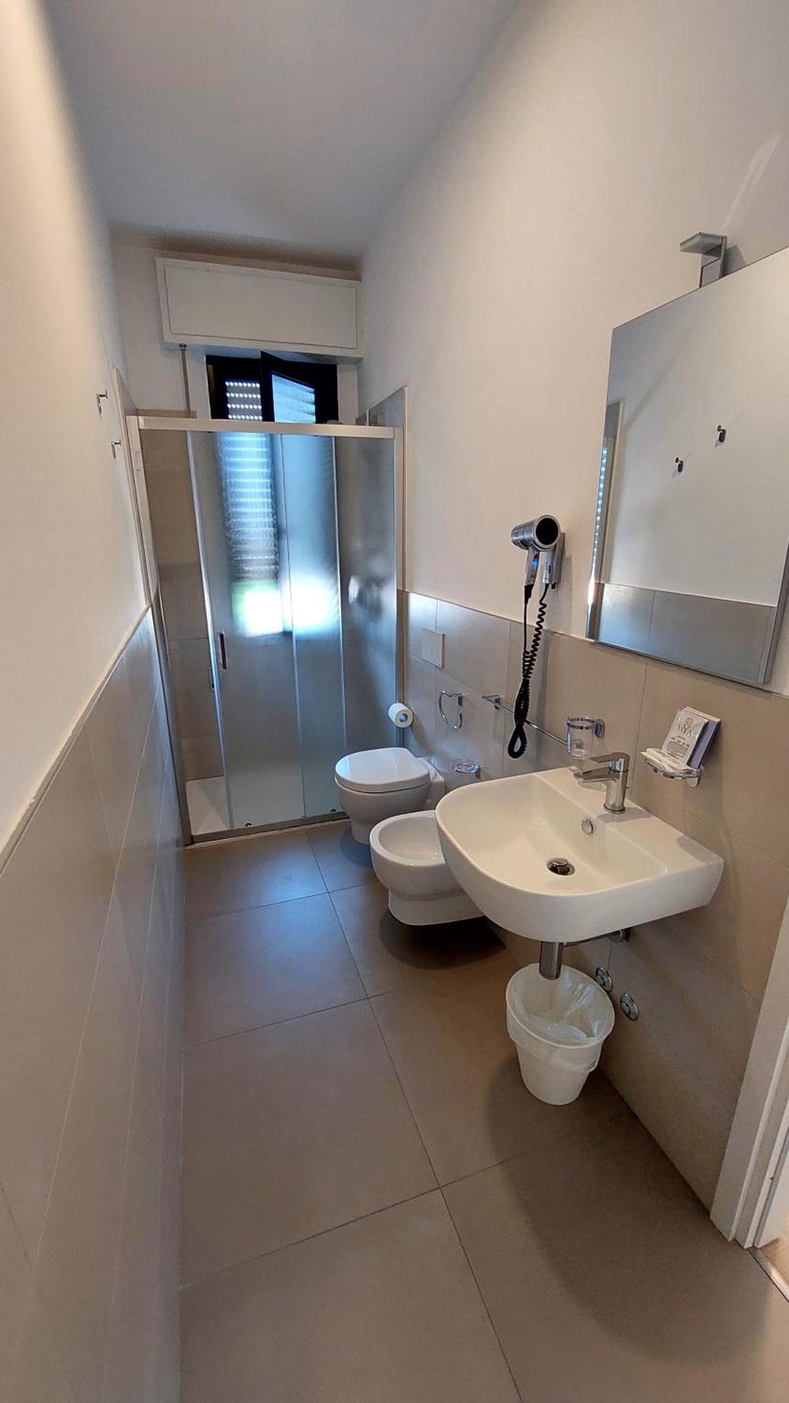 Vinsea Hotel Беллария-Иджеа-Марина Экстерьер фото